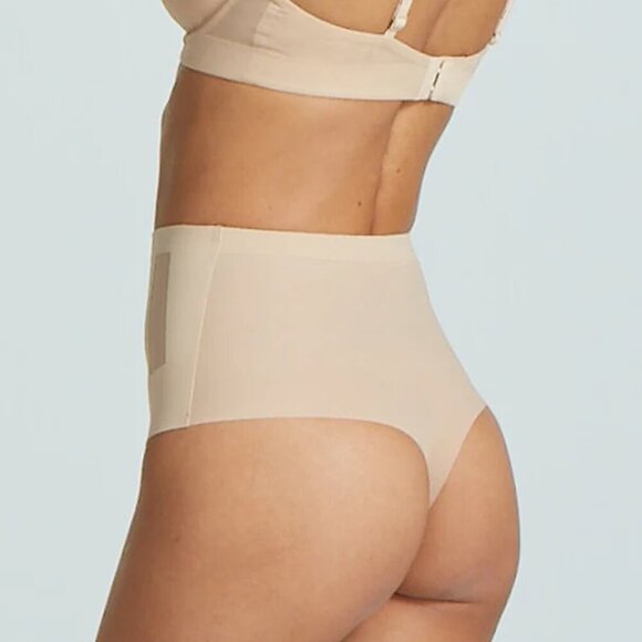 New Commando Luxe High Waist Control Seamless Beige Women's Thong Underwear Med - Picture 2 of 3